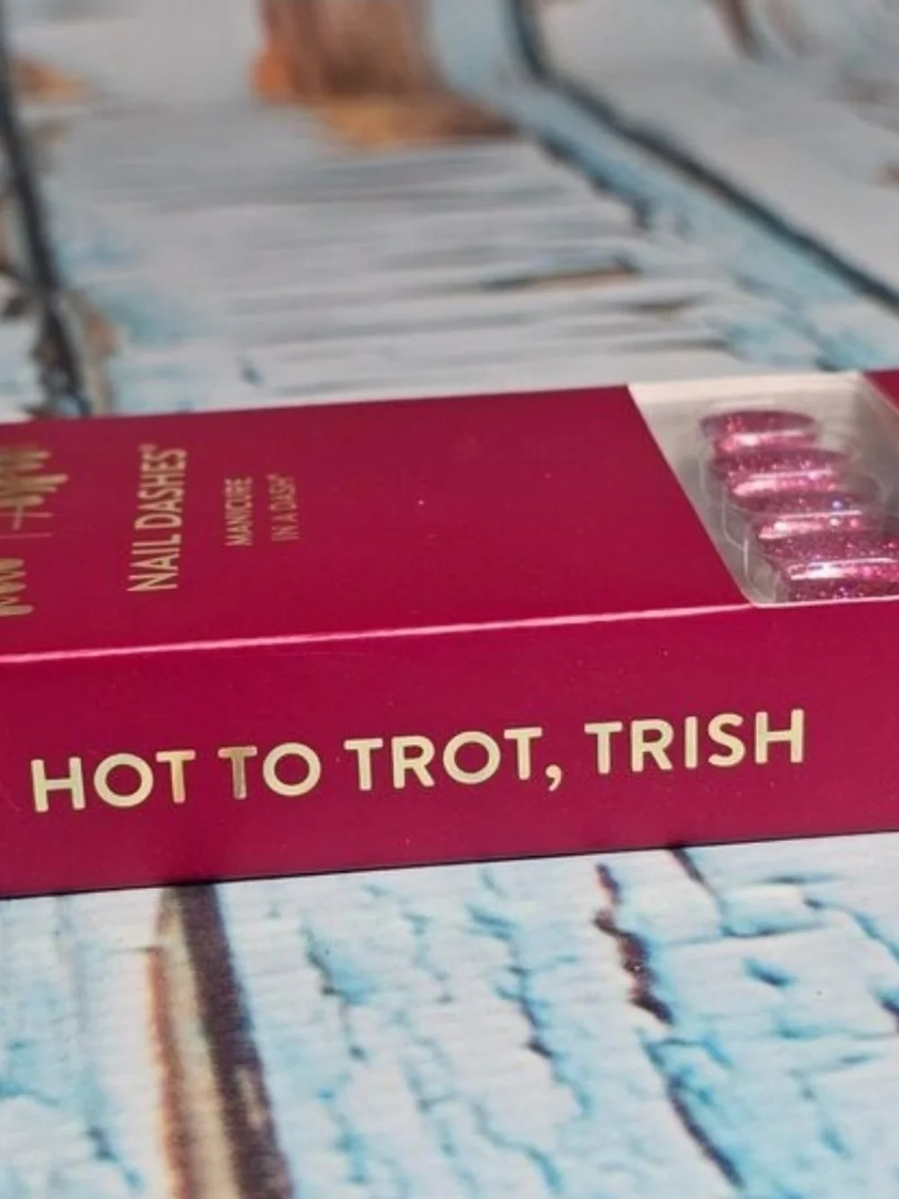 Hot To Trot, Trish Glitter BNIB - Sparkling Fuchsia Pink